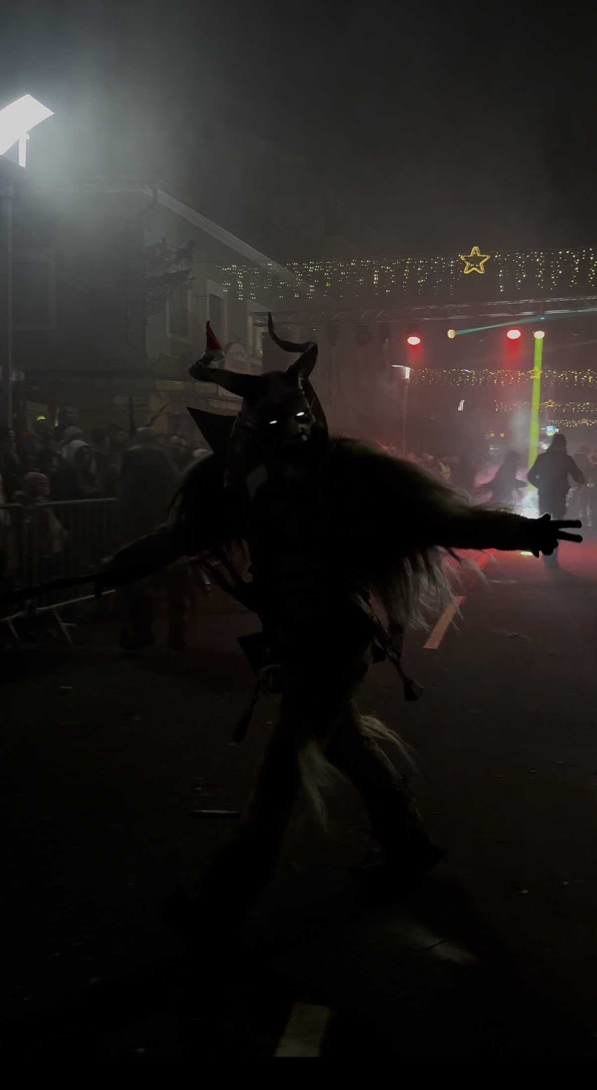 Kärntner Krampus Gruppe in Aktion