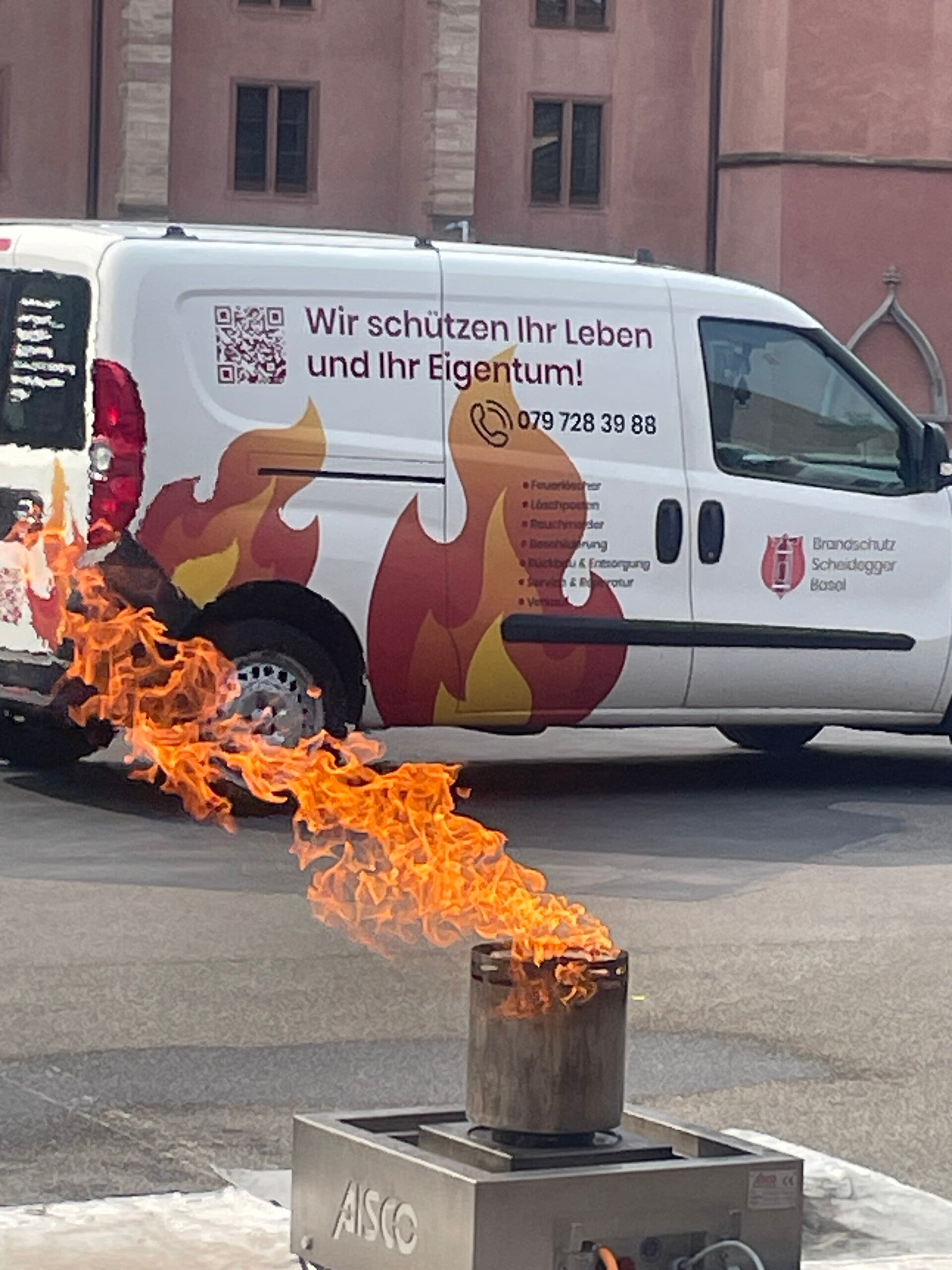 Brandschutz Scheidegger Basel Einsatzfahrzeug
