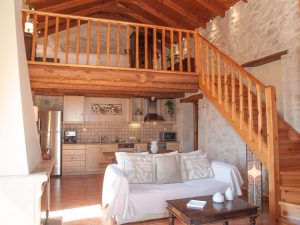 Tholos Superior Suite