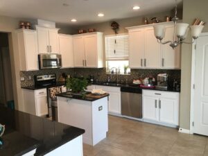 Kitchen cabinets refinishing
