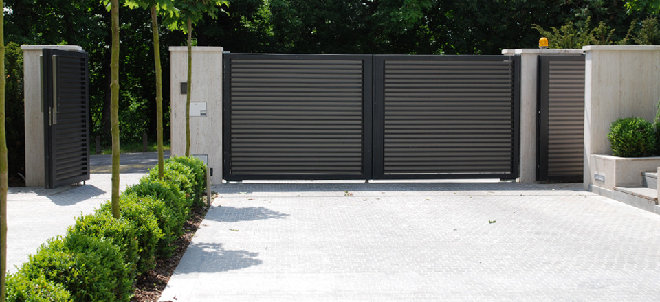 Dvorišna Vrata i Ograde